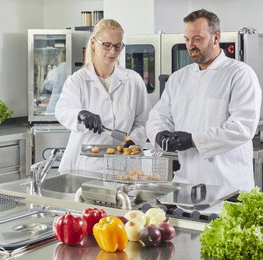 OUR R&D TEAM CONSISTS OF EXCEPTIONAL EXPERTS IN THEIR FIELDS #11