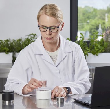 OUR R&D TEAM CONSISTS OF EXCEPTIONAL EXPERTS IN THEIR FIELDS #12