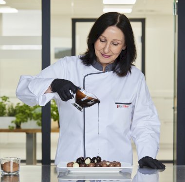 OUR R&D TEAM CONSISTS OF EXCEPTIONAL EXPERTS IN THEIR FIELDS #14